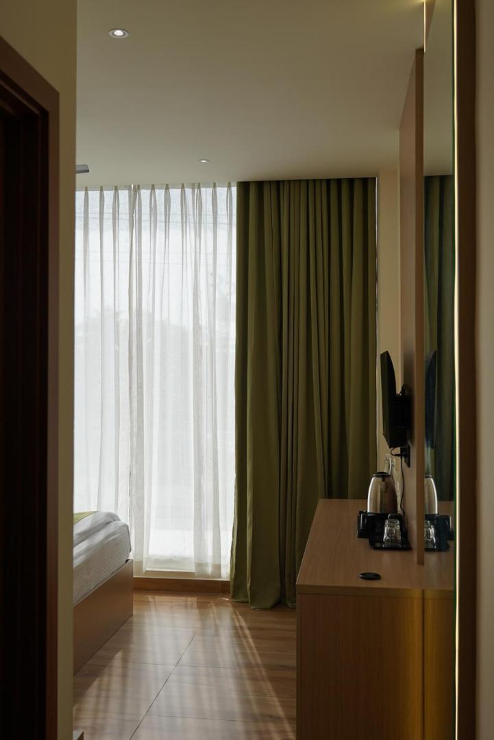 Dn Hotel Kochi Luaran gambar
